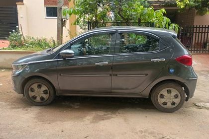 8 Used Tata Tiago
