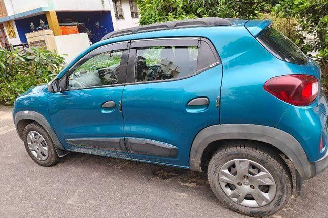 Second-hand 2020 Renault KWID 1.0 RXT AMT 2020-2020 for sale in Bardhaman
