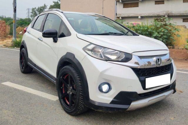 Second-hand 2017 Honda WR-V i-DTEC VX for sale in New Delhi