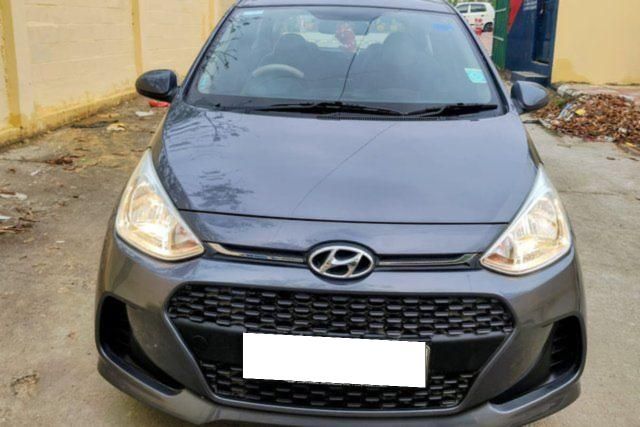 Hyundai Grand i10 1.2 Kappa Magna BSIV Second-hand 2018 Hyundai Grand i10 1.2 Kappa Magna BSIV for sale in New Delhi