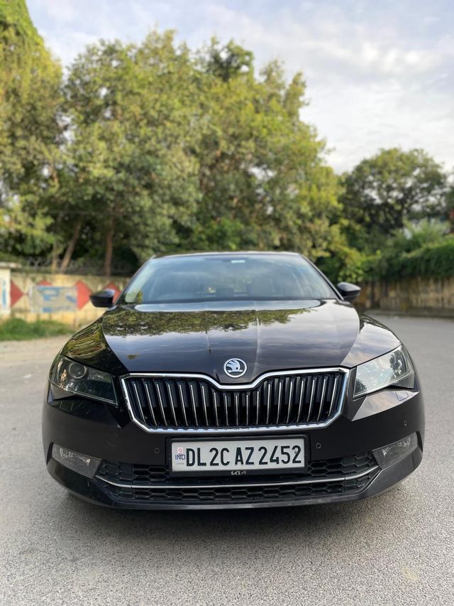 Skoda Superb Style 1.8 TSI MT Second-hand 2018 Skoda Superb Style 1.8 TSI MT for sale in New Delhi
