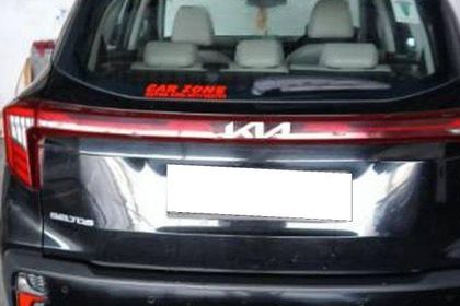 12 Used Kia Seltos