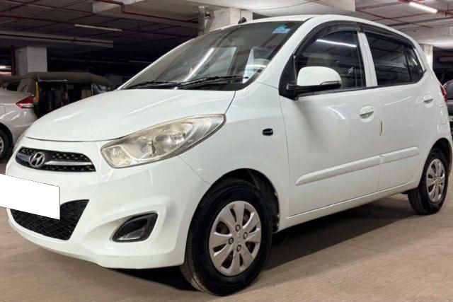 Second-hand 2011 Hyundai i10 Sportz for sale in Mumbai