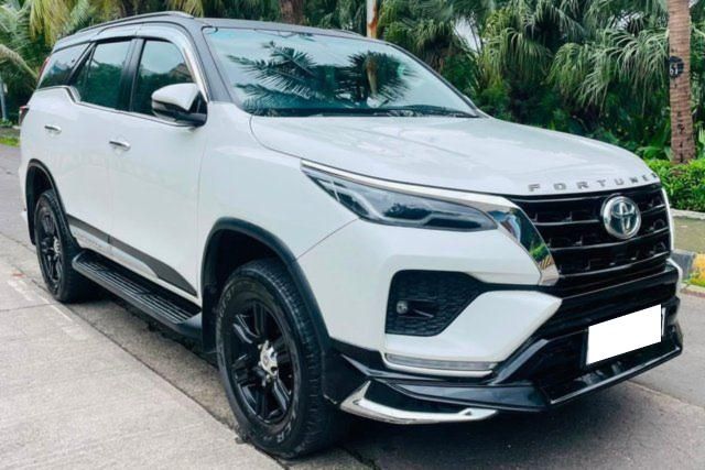 Second-hand 2025 Toyota Fortuner Leader Edition 4x2 Diesel AT 2023-2025 for sale in Mumbai