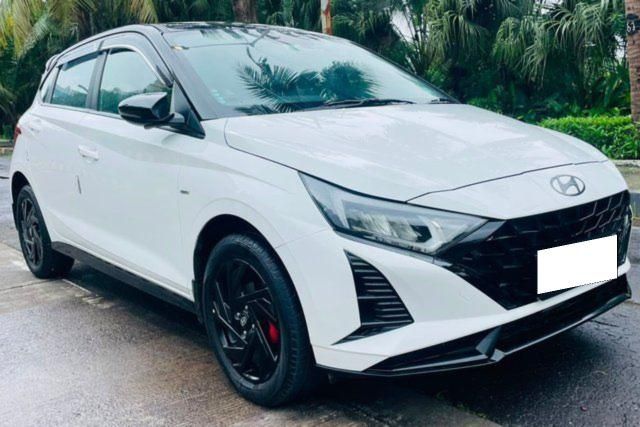 Hyundai i20 Asta Opt IVT Second-hand 2026 Hyundai i20 Asta Opt IVT for sale in Mumbai