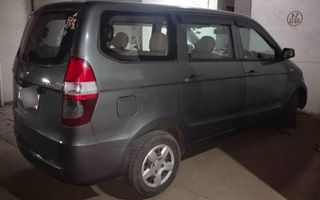 Used Petrol LS 8 Seater