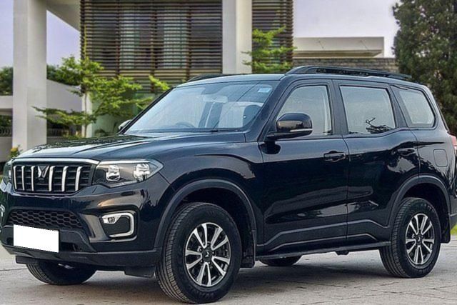 Mahindra Scorpio N Z4 Second-hand 2025 Mahindra Scorpio N Z4 for sale in New Delhi