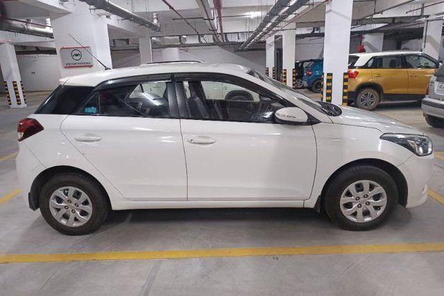 Hyundai i20 1.2 Spotz Second-hand 2018 Hyundai i20 1.2 Spotz for sale in Bangalore