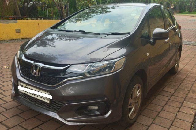Honda Jazz V CVT Second-hand 2021 Honda Jazz V CVT for sale in Mumbai