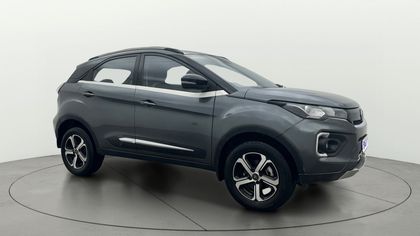 Used XZA Plus (O) AMT