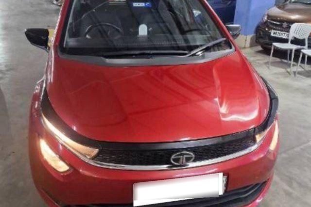 Second-hand 2022 Tata Altroz XZ Plus DCT BSVI for sale in Howrah