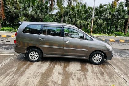 Used 2.5 VX 8 STR BSIV