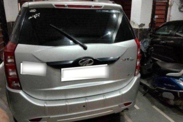 Mahindra XUV500 W4 1.99 mHawk Second-hand 2016 Mahindra XUV500 W4 1.99 mHawk for sale in New Delhi