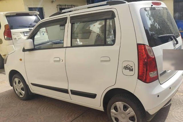 Second-hand 2018 Maruti Suzuki Wagon R VXI Optional for sale in Virar