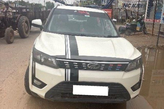 Mahindra XUV300 W6 Diesel BSVI Second-hand 2021 Mahindra XUV300 W6 Diesel BSVI for sale in Jaipur