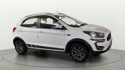 2018 Ford Freestyle Titanium Diesel BSIV