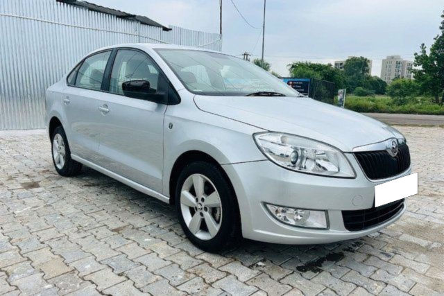Skoda Rapid 1.5 TDI Active Second-hand 2015 Skoda Rapid 1.5 TDI Active for sale in Mohali
