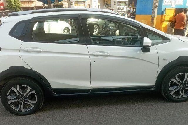 Honda WR-V i-VTEC S Second-hand 2019 Honda WR-V i-VTEC S for sale in New Delhi