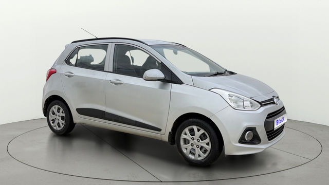 Hyundai Grand i10 Sportz Second-hand 2016 Hyundai Grand i10 Sportz for sale in Noida