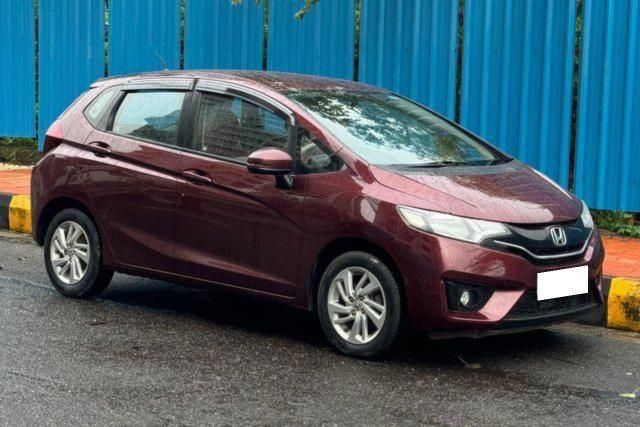 Honda Jazz 1.2 V AT i VTEC Second-hand 2016 Honda Jazz 1.2 V AT i VTEC for sale in Navi Mumbai