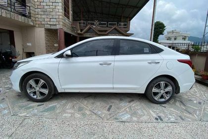 Used CRDi 1.6 SX Option