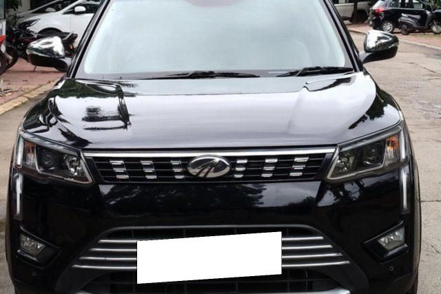 Second-hand 2019 Mahindra XUV300 W8 Option Diesel BSIV for sale in Indore