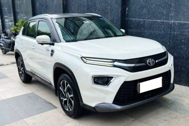 Second-hand 2023 Toyota Hyryder V HYBRID BSVI for sale in New Delhi