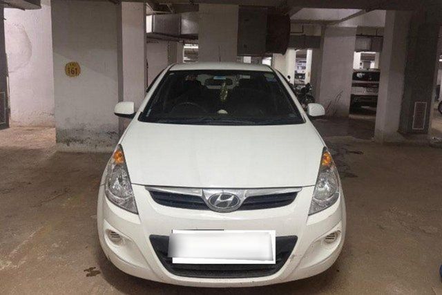 Hyundai i20 1.2 Magna Second-hand 2011 Hyundai i20 1.2 Magna for sale in Ghaziabad