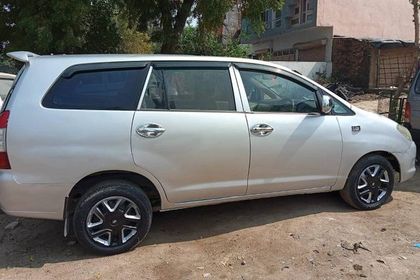 Used 2.5 E