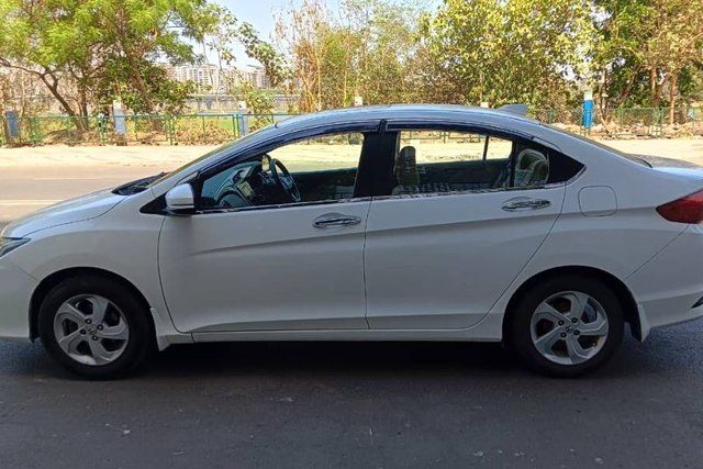 Second-hand 2016 Honda City i VTEC CVT VX for sale in Surat