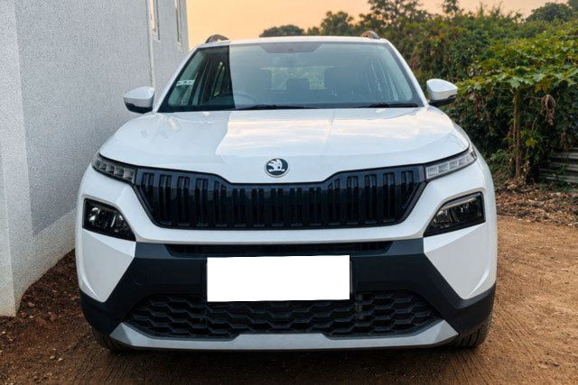 Skoda Kylaq Signature Second-hand 2025 Skoda Kylaq Signature for sale in Nashik