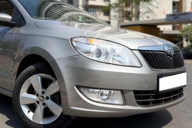 Skoda Rapid 1.5 TDI AT Style Plus Second-hand 2016 Skoda Rapid 1.5 TDI AT Style Plus for sale in Thane