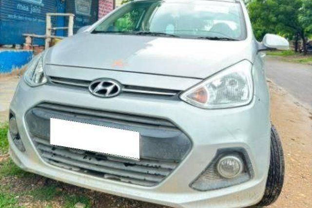 Hyundai Grand i10 Sportz Second-hand 2016 Hyundai Grand i10 Sportz for sale in Jaipur