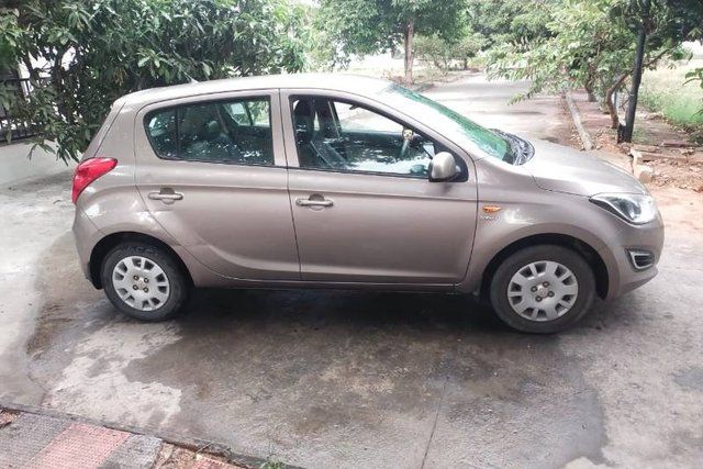 Second-hand 2013 Hyundai i20 Magna Optional 1.2 for sale in Bangalore