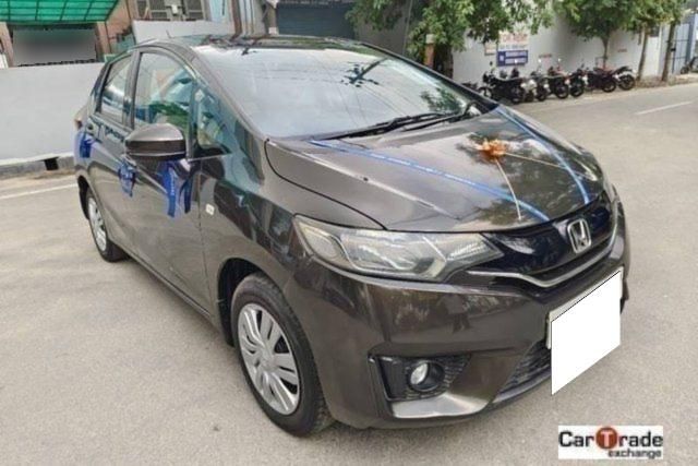 Honda Jazz 1.2 SV i VTEC Second-hand 2015 Honda Jazz 1.2 SV i VTEC for sale in Noida