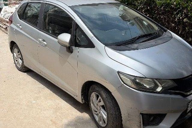 Honda Jazz 1.5 VX i DTEC Second-hand 2015 Honda Jazz 1.5 VX i DTEC for sale in Mathura