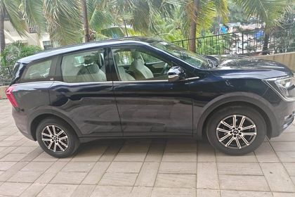 2024 महिंद्रा एक्सयूवी700 AX7 7Str AT