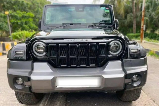 Mahindra Thar ROXX AX7L 4WD Diesel AT Second-hand 2025 Mahindra Thar ROXX AX7L 4WD Diesel AT for sale in Mumbai