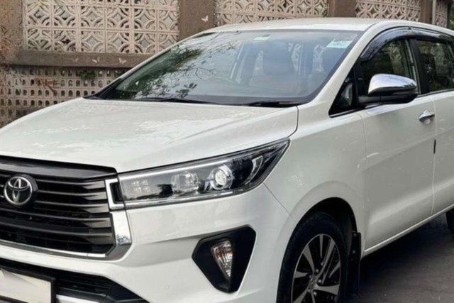 Toyota Innova Crysta 2.4 ZX 7 STR AT Second-hand 2022 Toyota Innova Crysta 2.4 ZX 7 STR AT for sale in New Delhi