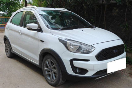 Used Titanium Plus Petrol BSIV