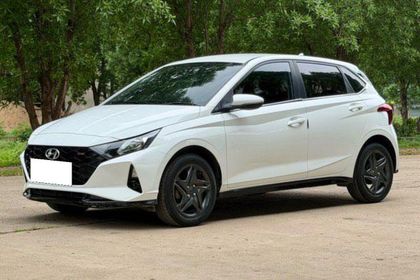 24 Used Hyundai i20