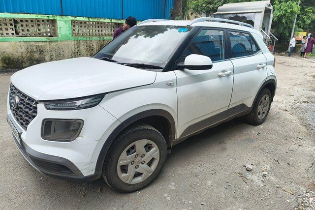 Hyundai Venue S BSIV Second-hand 2020 Hyundai Venue S BSIV for sale in Pune
