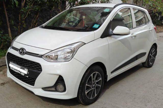 Hyundai Grand i10 1.2 Kappa Sportz Option AT Second-hand 2017 Hyundai Grand i10 1.2 Kappa Sportz Option AT for sale in Indore