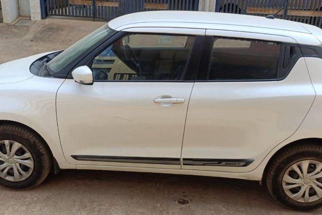 Second-hand 2018 Maruti Suzuki Swift AMT VXI for sale in Bangalore