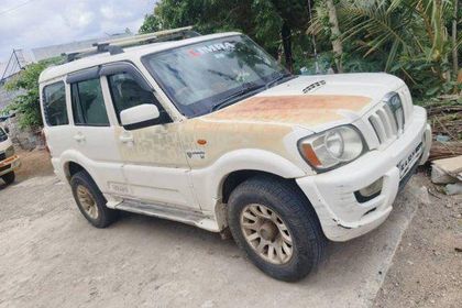 Used VLX 4WD AT BSIII