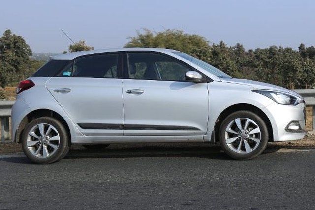Hyundai i20 Asta 1.2 Second-hand 2015 Hyundai i20 Asta 1.2 for sale in Dhanbad