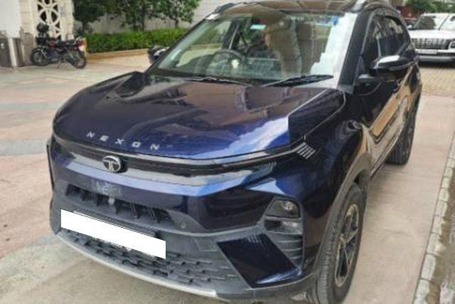 Tata Nexon Creative DCA Second-hand 2025 Tata Nexon Creative DCA for sale in New Delhi