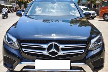 Used 220d 4MATIC