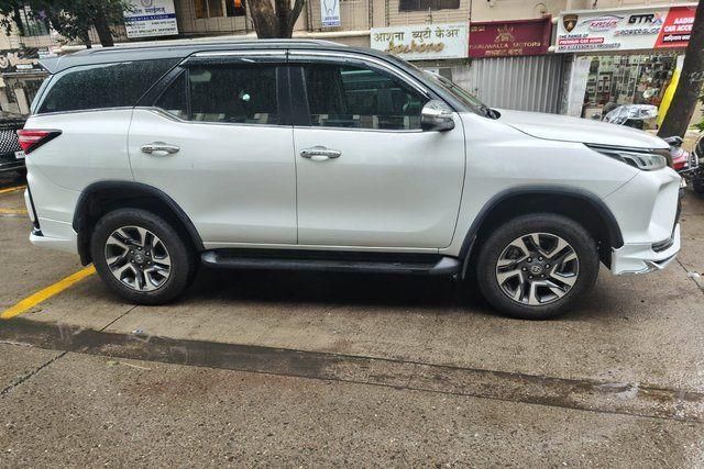 Toyota Fortuner Legender 4x2 AT Second-hand 2025 Toyota Fortuner Legender 4x2 AT for sale in Mumbai