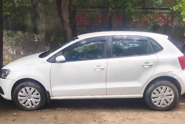 Volkswagen Polo 1.2 MPI Comfortline Second-hand 2016 Volkswagen Polo 1.2 MPI Comfortline for sale in Noida